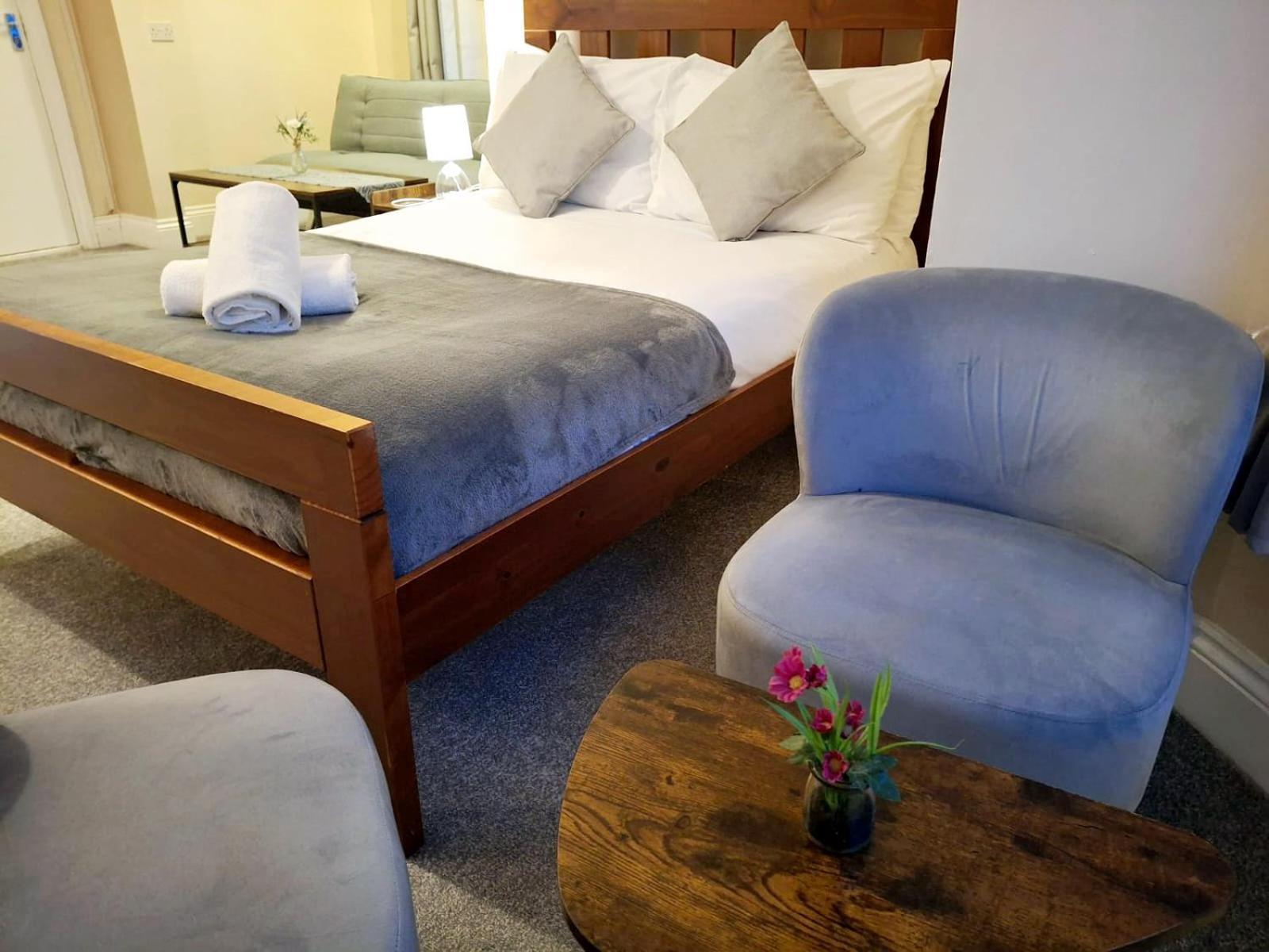 Inn By The Sea, Portsmouth - En Suite Rooms With Or Without Sea View, Onsite Ev 22Kw Exteriör bild